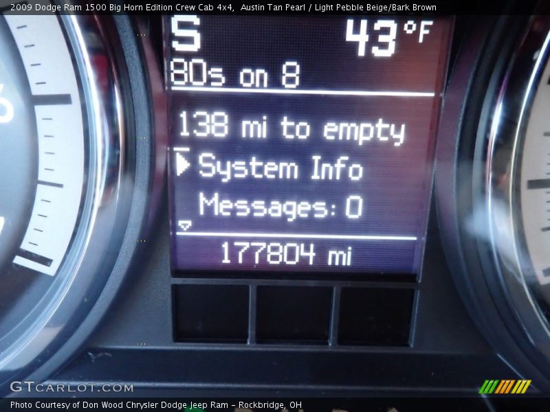 Austin Tan Pearl / Light Pebble Beige/Bark Brown 2009 Dodge Ram 1500 Big Horn Edition Crew Cab 4x4