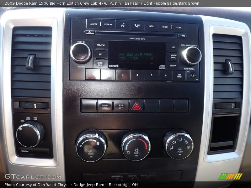 Austin Tan Pearl / Light Pebble Beige/Bark Brown 2009 Dodge Ram 1500 Big Horn Edition Crew Cab 4x4