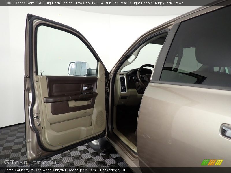 Austin Tan Pearl / Light Pebble Beige/Bark Brown 2009 Dodge Ram 1500 Big Horn Edition Crew Cab 4x4