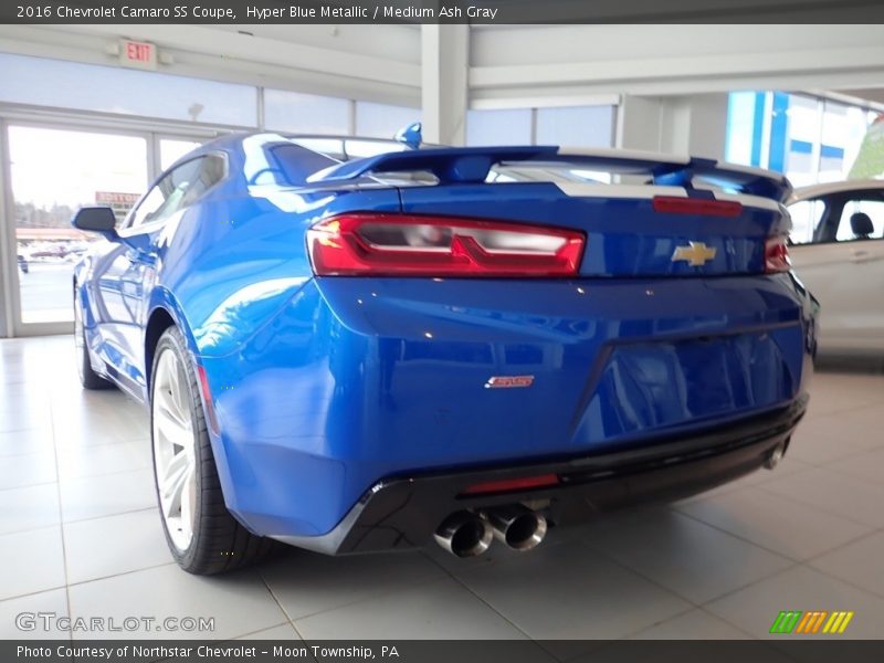 Hyper Blue Metallic / Medium Ash Gray 2016 Chevrolet Camaro SS Coupe
