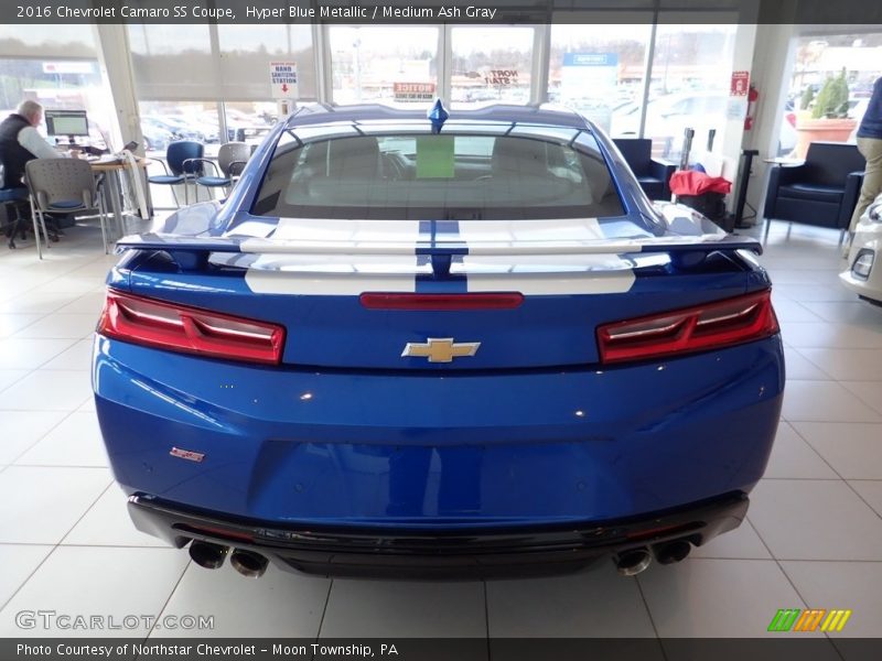 Hyper Blue Metallic / Medium Ash Gray 2016 Chevrolet Camaro SS Coupe