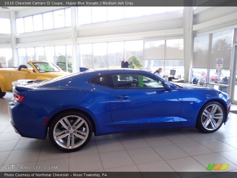 Hyper Blue Metallic / Medium Ash Gray 2016 Chevrolet Camaro SS Coupe