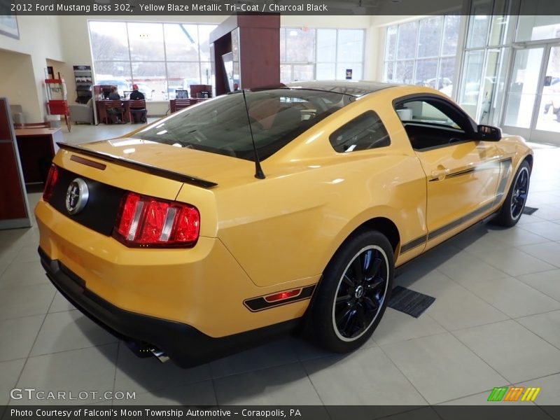Yellow Blaze Metallic Tri-Coat / Charcoal Black 2012 Ford Mustang Boss 302