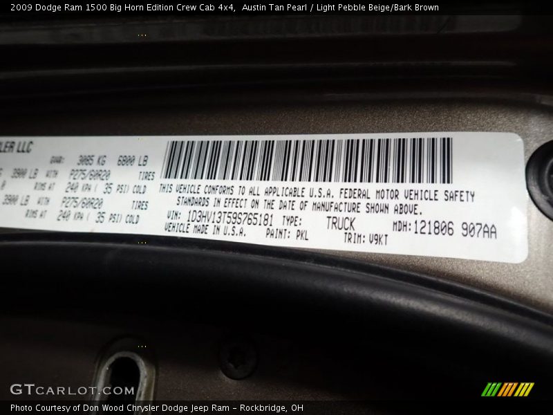 Austin Tan Pearl / Light Pebble Beige/Bark Brown 2009 Dodge Ram 1500 Big Horn Edition Crew Cab 4x4