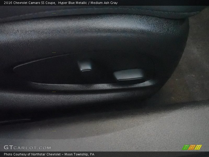 Hyper Blue Metallic / Medium Ash Gray 2016 Chevrolet Camaro SS Coupe
