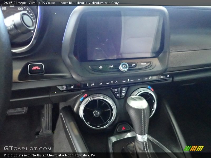 Hyper Blue Metallic / Medium Ash Gray 2016 Chevrolet Camaro SS Coupe