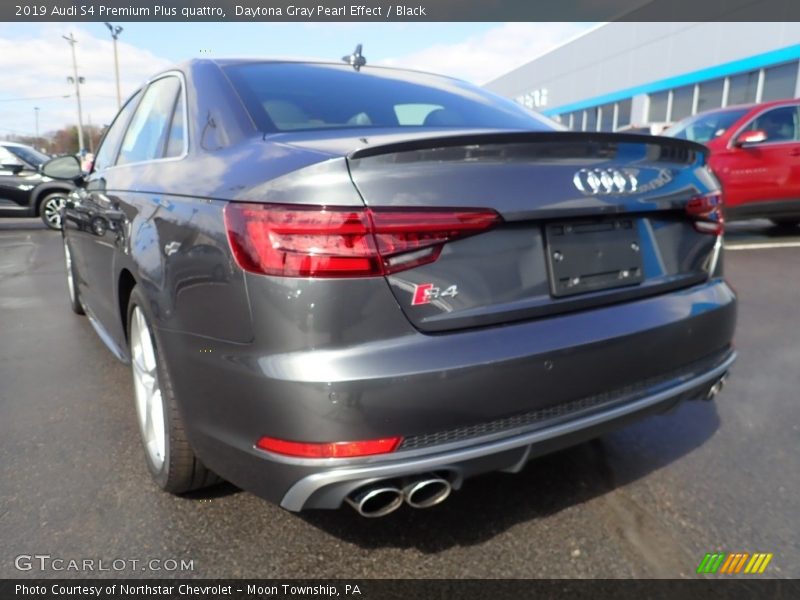 Daytona Gray Pearl Effect / Black 2019 Audi S4 Premium Plus quattro