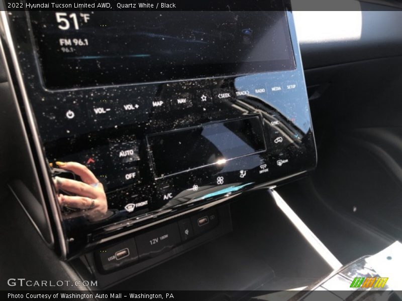 Quartz White / Black 2022 Hyundai Tucson Limited AWD