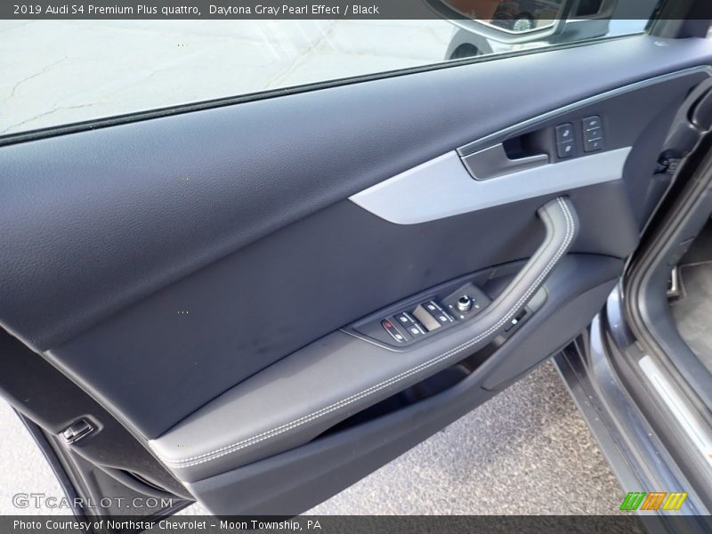 Daytona Gray Pearl Effect / Black 2019 Audi S4 Premium Plus quattro