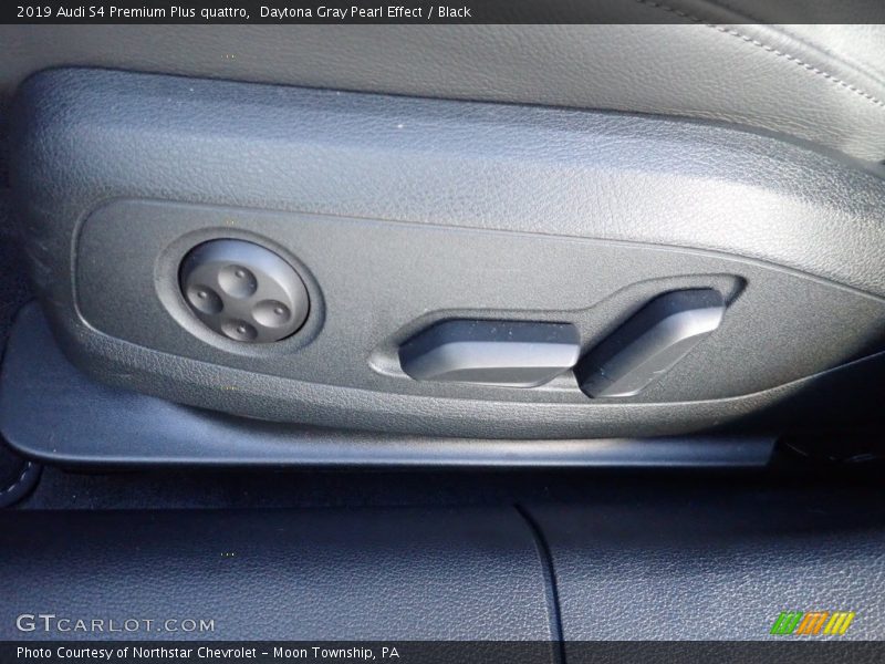 Daytona Gray Pearl Effect / Black 2019 Audi S4 Premium Plus quattro