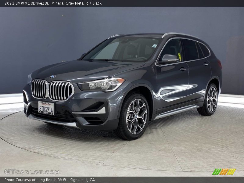 Mineral Gray Metallic / Black 2021 BMW X1 sDrive28i
