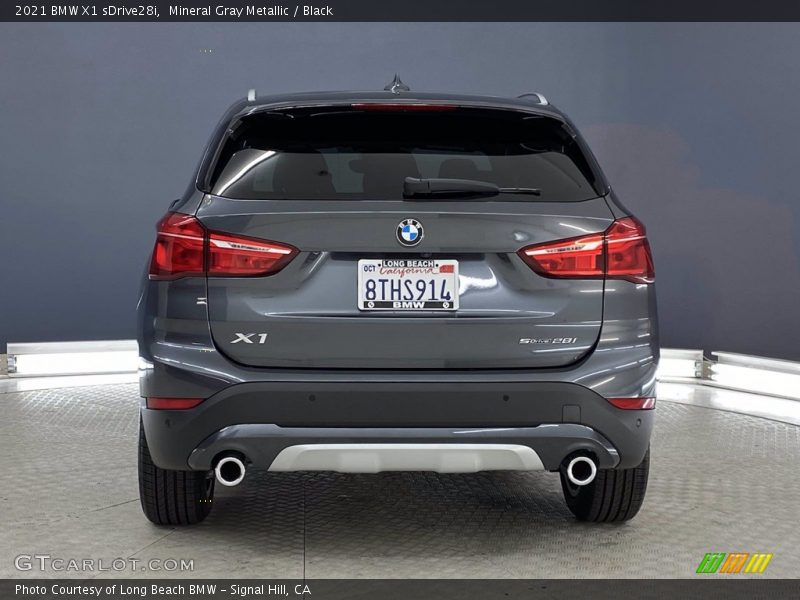 Mineral Gray Metallic / Black 2021 BMW X1 sDrive28i