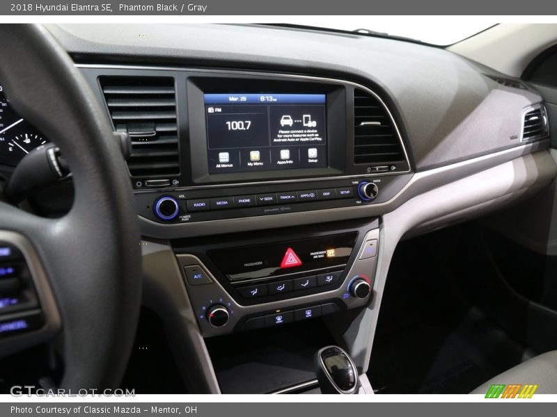 Phantom Black / Gray 2018 Hyundai Elantra SE