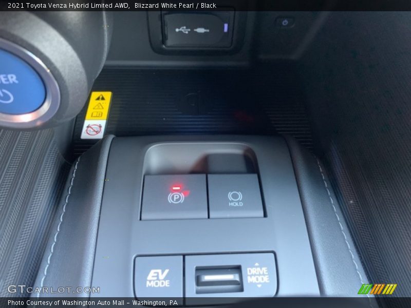 Blizzard White Pearl / Black 2021 Toyota Venza Hybrid Limited AWD