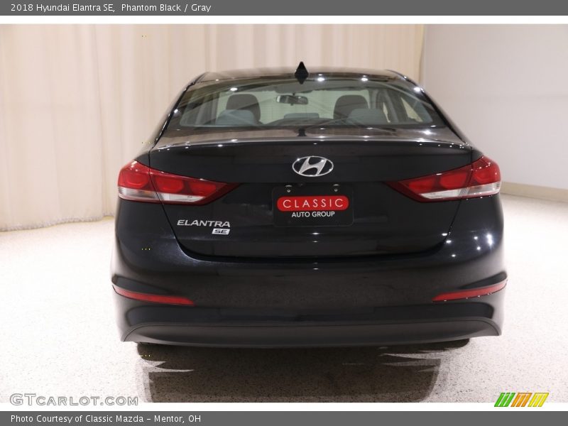 Phantom Black / Gray 2018 Hyundai Elantra SE