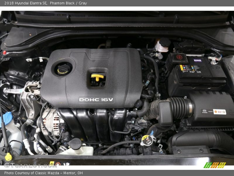 Phantom Black / Gray 2018 Hyundai Elantra SE