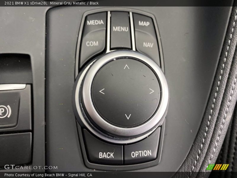 Mineral Gray Metallic / Black 2021 BMW X1 sDrive28i