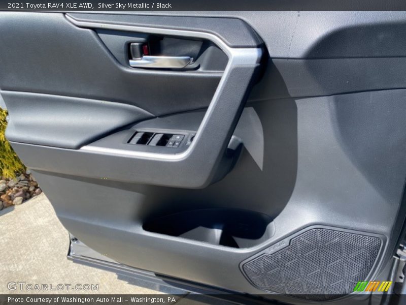 Silver Sky Metallic / Black 2021 Toyota RAV4 XLE AWD