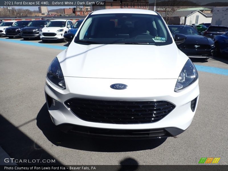 Oxford White / Dark Earth Gray 2021 Ford Escape SE 4WD