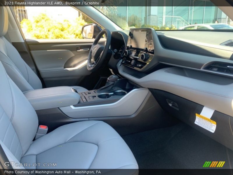 Blueprint / Graphite 2021 Toyota Highlander XLE AWD