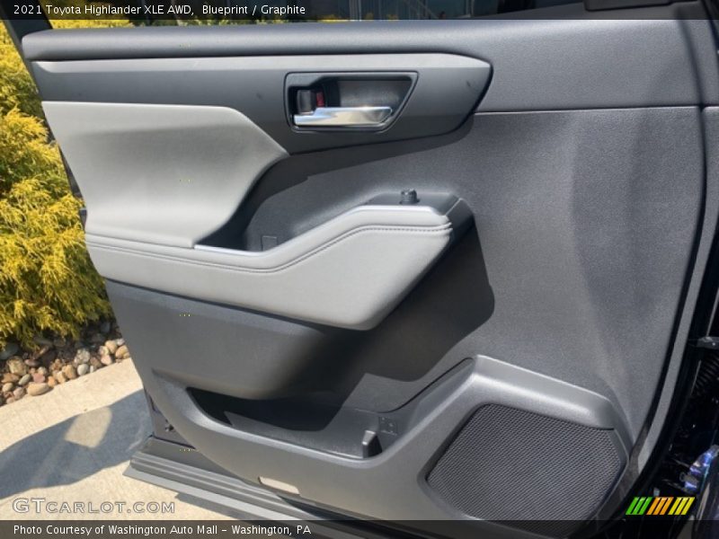 Blueprint / Graphite 2021 Toyota Highlander XLE AWD