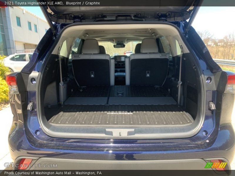 Blueprint / Graphite 2021 Toyota Highlander XLE AWD