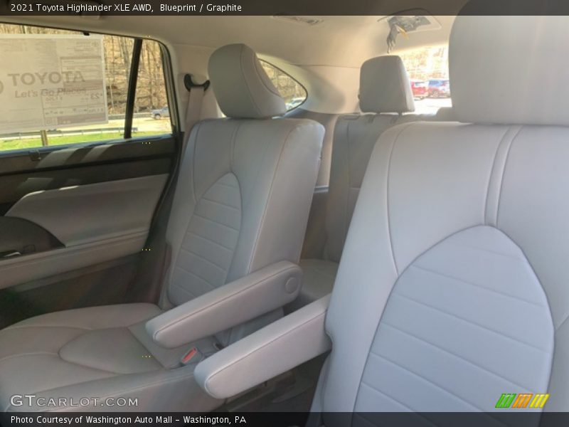 Blueprint / Graphite 2021 Toyota Highlander XLE AWD