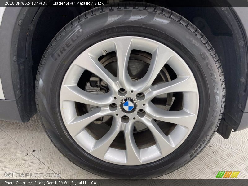 Glacier Silver Metallic / Black 2018 BMW X5 sDrive35i