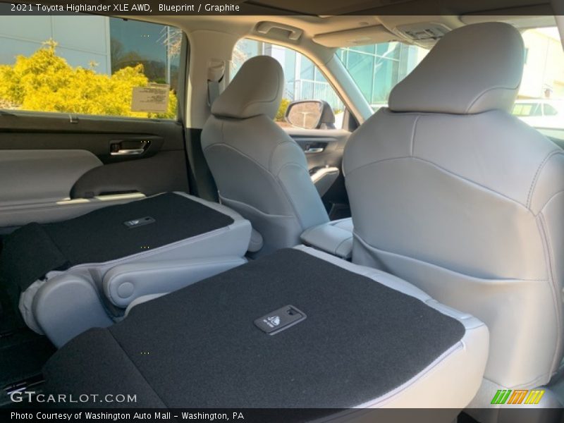 Blueprint / Graphite 2021 Toyota Highlander XLE AWD