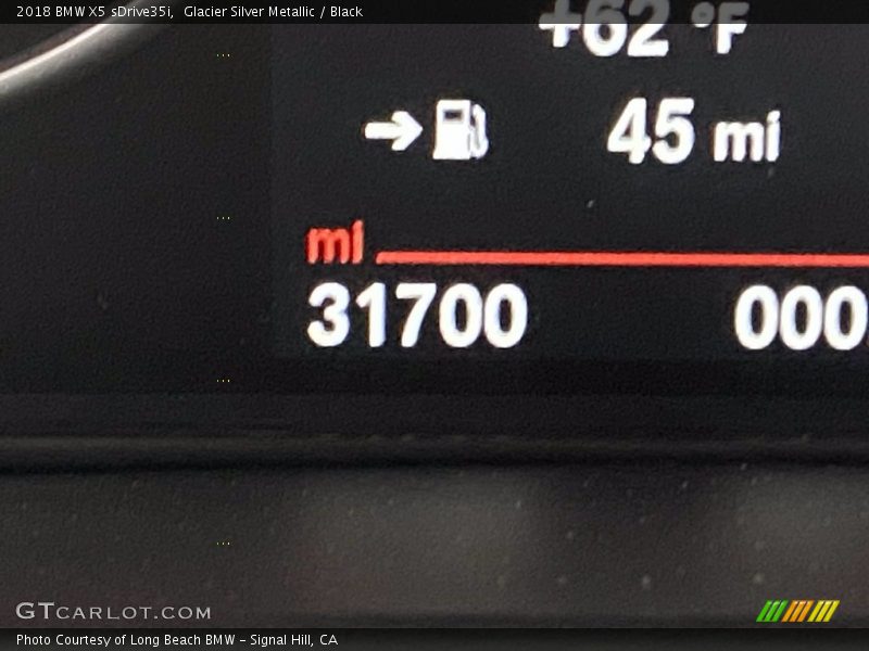 Glacier Silver Metallic / Black 2018 BMW X5 sDrive35i