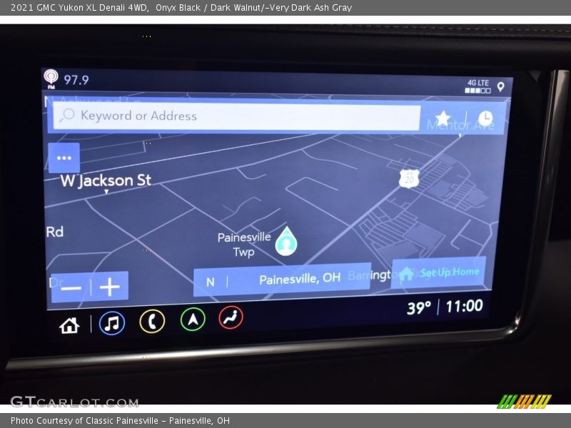 Onyx Black / Dark Walnut/­Very Dark Ash Gray 2021 GMC Yukon XL Denali 4WD