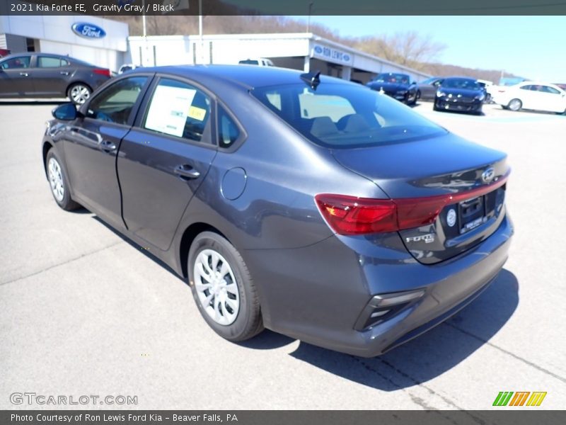 Gravity Gray / Black 2021 Kia Forte FE