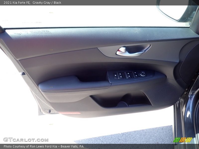 Gravity Gray / Black 2021 Kia Forte FE