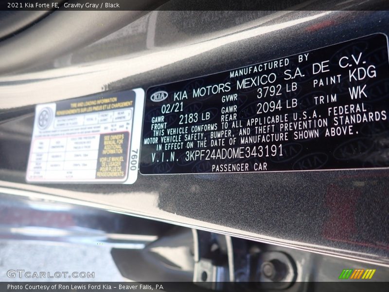 Gravity Gray / Black 2021 Kia Forte FE