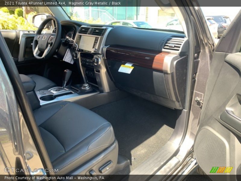 Magnetic Gray Metallic / Black 2021 Toyota 4Runner Limited 4x4