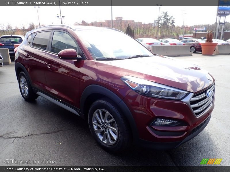 Ruby Wine / Beige 2017 Hyundai Tucson SE AWD