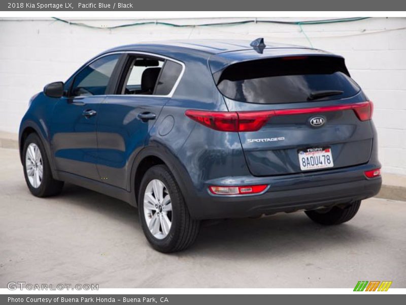 Pacific Blue / Black 2018 Kia Sportage LX