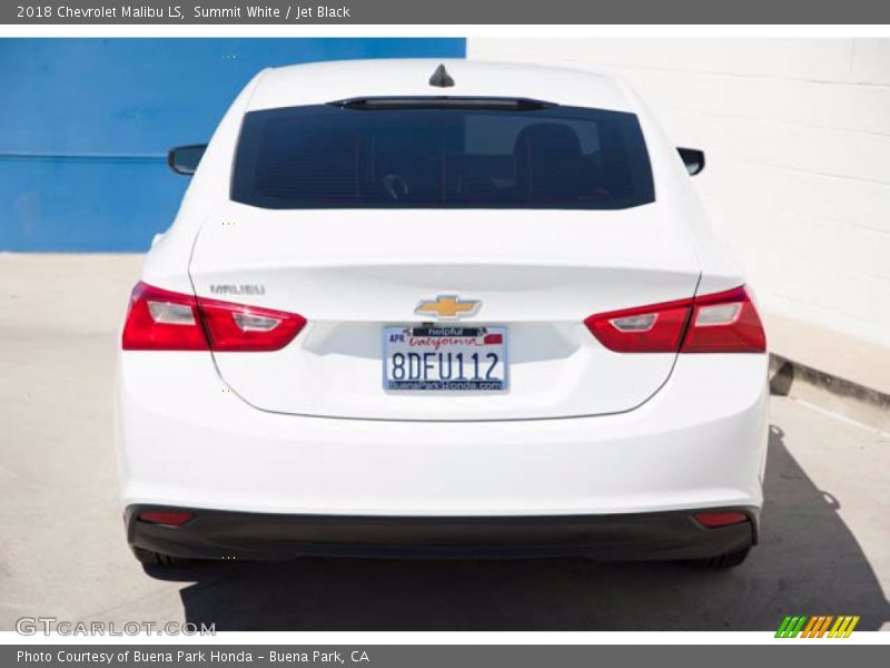 Summit White / Jet Black 2018 Chevrolet Malibu LS