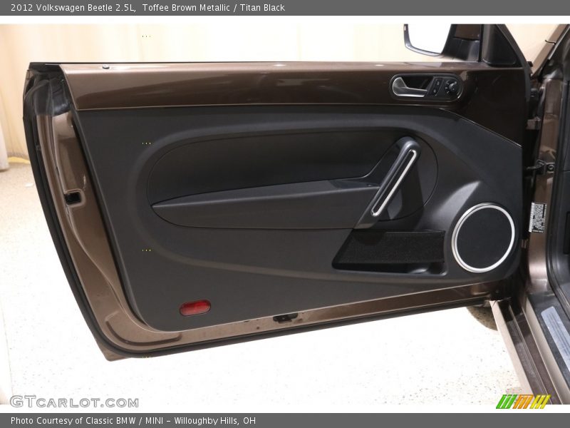 Toffee Brown Metallic / Titan Black 2012 Volkswagen Beetle 2.5L