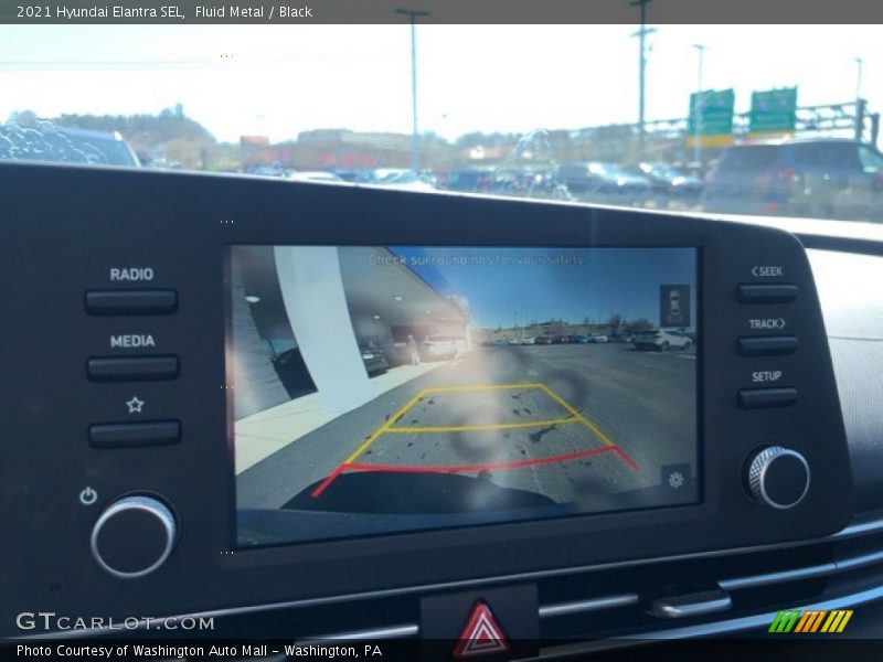 Fluid Metal / Black 2021 Hyundai Elantra SEL