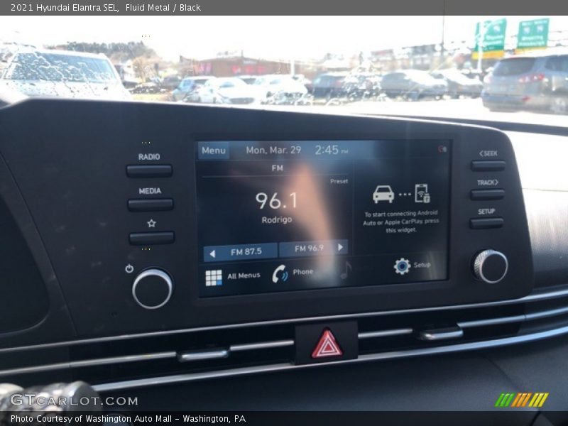 Fluid Metal / Black 2021 Hyundai Elantra SEL