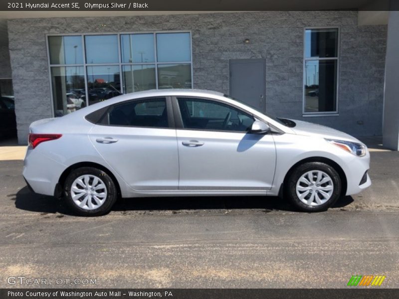 Olympus Silver / Black 2021 Hyundai Accent SE
