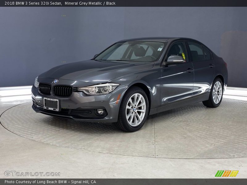 Mineral Grey Metallic / Black 2018 BMW 3 Series 320i Sedan