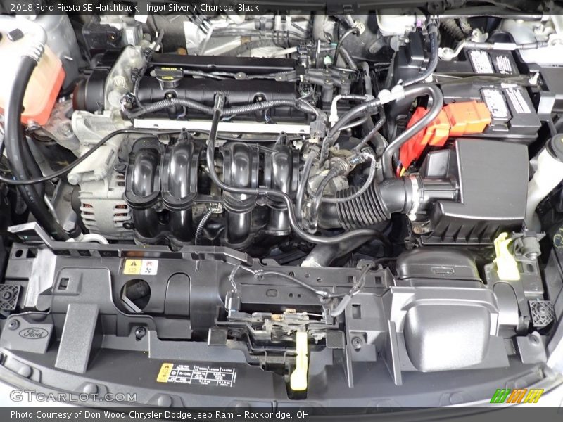 Ingot Silver / Charcoal Black 2018 Ford Fiesta SE Hatchback