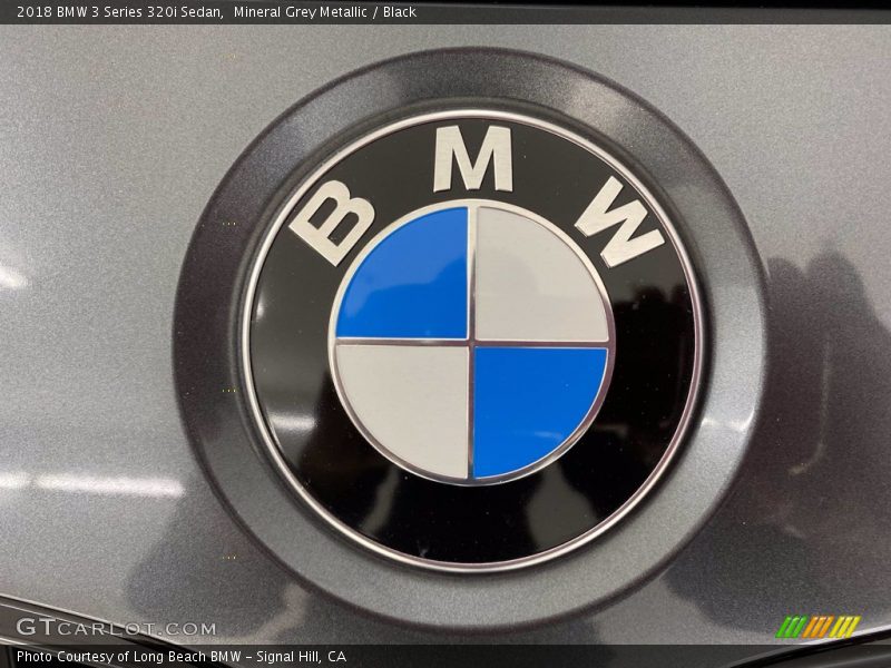 Mineral Grey Metallic / Black 2018 BMW 3 Series 320i Sedan