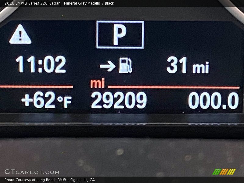 Mineral Grey Metallic / Black 2018 BMW 3 Series 320i Sedan