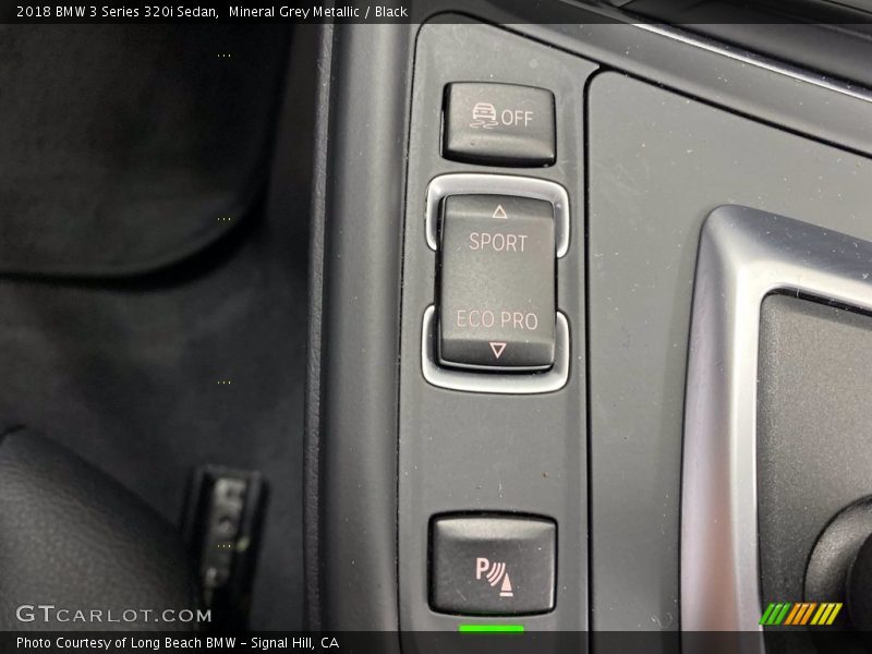 Mineral Grey Metallic / Black 2018 BMW 3 Series 320i Sedan
