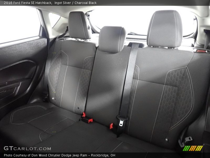 Ingot Silver / Charcoal Black 2018 Ford Fiesta SE Hatchback