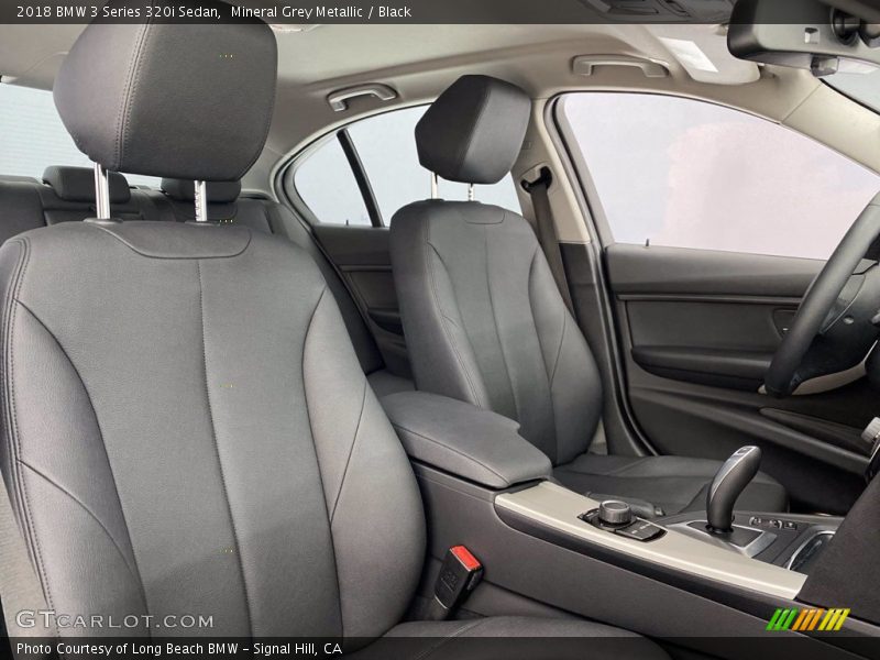 Mineral Grey Metallic / Black 2018 BMW 3 Series 320i Sedan