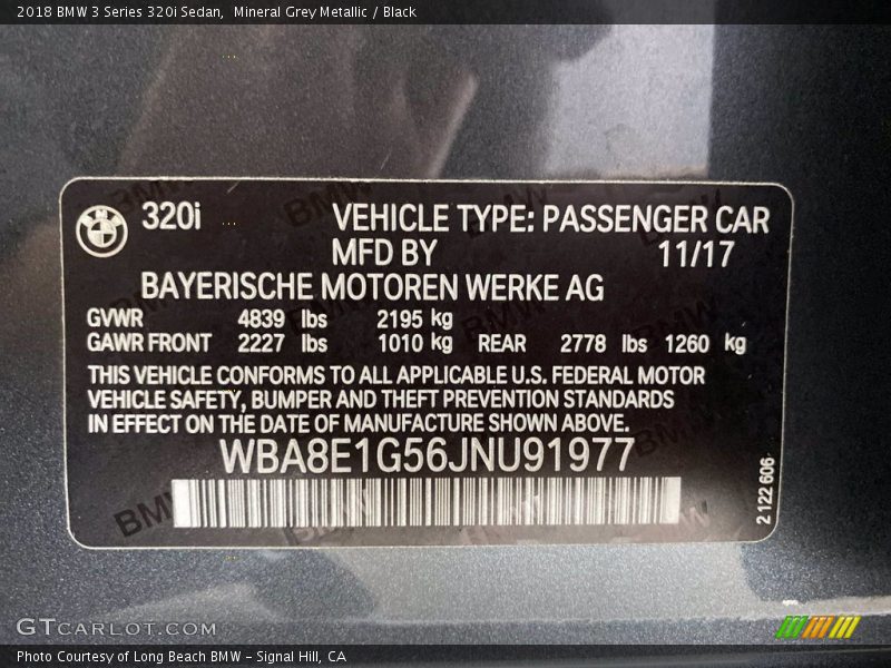 Mineral Grey Metallic / Black 2018 BMW 3 Series 320i Sedan